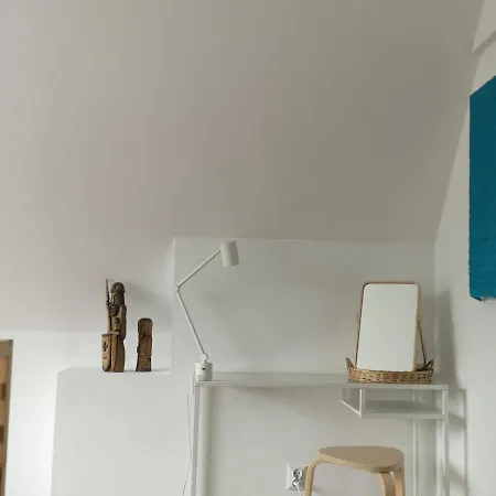 Ozwa Sky Apartment